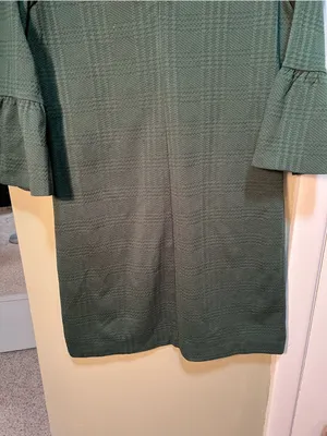 Banana Republic Women's Size 4 Dress Dark Green Textured‎ Holiday Bell Sleeve thumbnail 9
