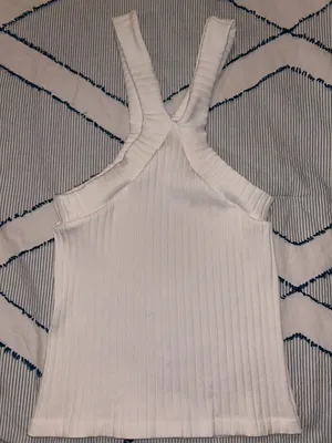 White Crop Top Size M thumbnail 2