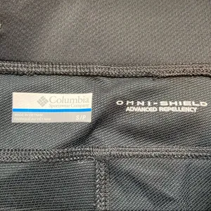 Columbia Omni Shield Black Capri. Size Small. EUC thumbnail 4