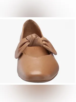 Bernardo Tan Knot-Detail Ballet Flat Size 7 thumbnail 3