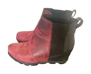 Sorel Joan of Artic Wedge Ankle Boots Red Wine Size 8 thumbnail 1