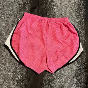 Womens small Nike Dri Fit 3" running shorts-pink/red honeycomb w/liner thumbnail 3