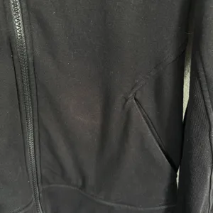 ATHLETA Triumph Hoodie Sweatshirt Jacket Full Zip Size M Black‎ Gym Workout thumbnail 4