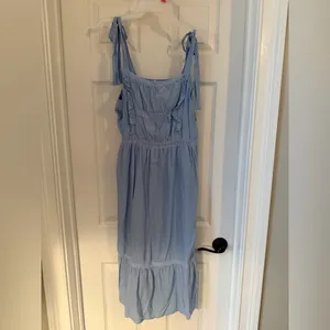 Gilli Blue Midi Dress Size M thumbnail 2
