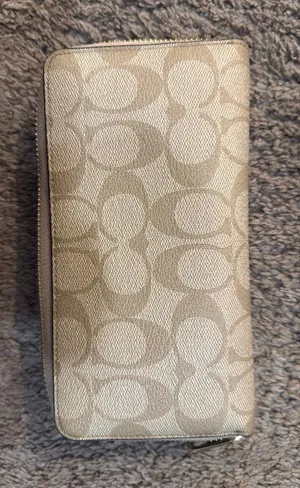 Coach Wallet thumbnail 1