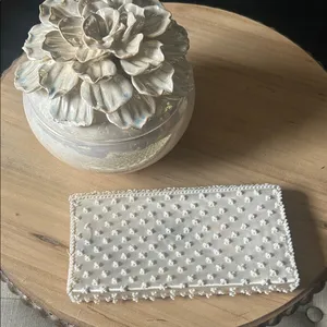 Non Signe Handmade Creme/White Bridal Beaded Clutch Made in Hong Kong thumbnail 8