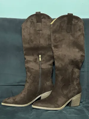 LounDen Brown Suede Western Boots — Cowboy Style — Women’s Size 8.5 thumbnail 2