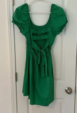 L, green thumbnail 2