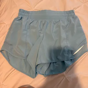 Lululemon Hotty Hot Shorts thumbnail 1
