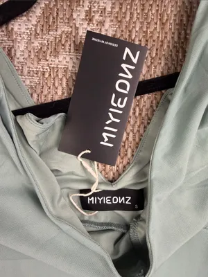 NWT Miyiednz light Green Sleeveless Maxi Dress with Side Ruffle Slit thumbnail 2