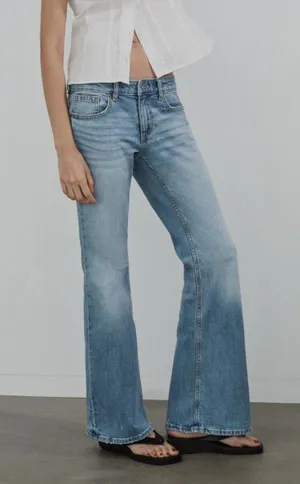 Zara Low Rise Bootcut jeans 0 thumbnail 1
