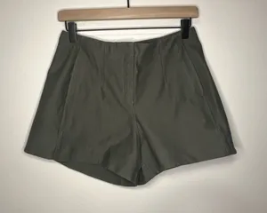 Lululemon Utilitech Relaxed-Fit High-Rise Short 3.5" W7DBWS size 4 army green thumbnail 1