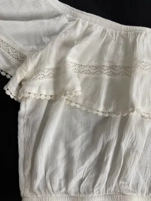 H&M + Coachella Cream Lace PomPom Off The Shoulder Top thumbnail 5