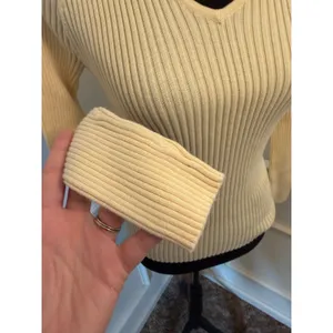 Hennes H&M Pastel Butter Yellow Ribbed Pullover V-Neck Knit Sweater Coquette thumbnail 2