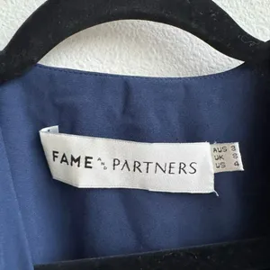 NWT Fame And Partners Long Sleeve Navy Blue Maxi Wrap Cocktail Ball Dress Size 4 thumbnail 4