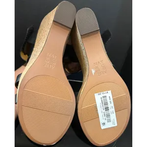 Naturalizer 6.5 M Cynthia Wedge Sandals Black Leather Cork Platform Straps NEW thumbnail 2