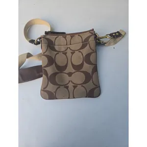 Coach Signature 41207 Swingpack Crossbody Shoulder Handbag Purse thumbnail 5