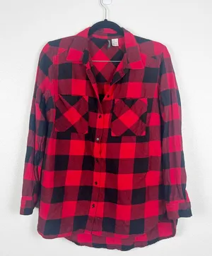 H&M Women's Button Front‎ Buffalo Plaid Shirt Red Black Sz 12 thumbnail 1