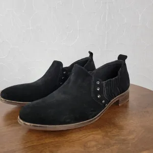 Clarks Collection Trish Bell Womens Size 7 Black Suede Studded Slip On Booties thumbnail 5