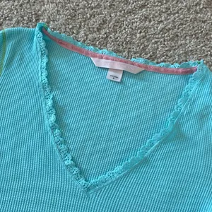 Victoria’s Secret thermal tee. Xs-s thumbnail 4
