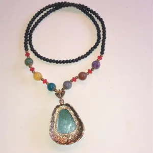 Multicolor Beaded Boho Chunky Necklace with Green Pendant thumbnail 5