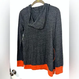 Colosseum NWT Charcoal Oklahoma State Cowboys Steeplechase Hooded Cardigan Sz M thumbnail 5