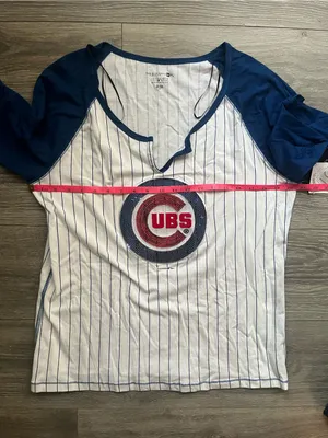 5th & Ocean White Blue Pinstripes Sequin Chicago Cubs Baseball Tee V Neck XL Top thumbnail 9