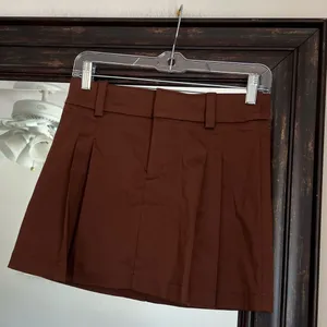 Aritzia Sunday Best Rider Low Rise Mini Skirt Preppy size 0 New Tags thumbnail 2
