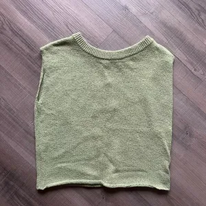 NWT Princess Polly Ashfield Off Shoulder Top thumbnail 3