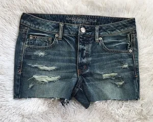 American Eagle 🦅 High waist button up cut shorts‎ thumbnail 1