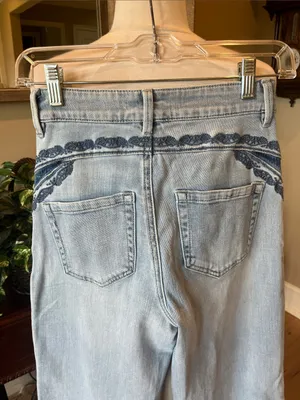 Bayeas Los Angeles High-Waist Light Blue Embroidered Wide-Leg Jeans New thumbnail 7