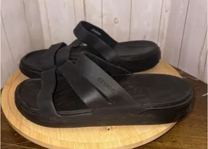 Crocs Gateway Black Slip on‎ Strappy Mules Flip Flop Sandal Sliders Size 7 thumbnail 1