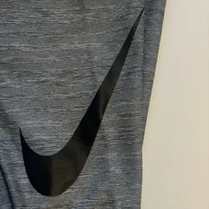 Nike Pro‎ 889573-091 Womens Small Training Tight Leggings Carbon Heather Black thumbnail 10
