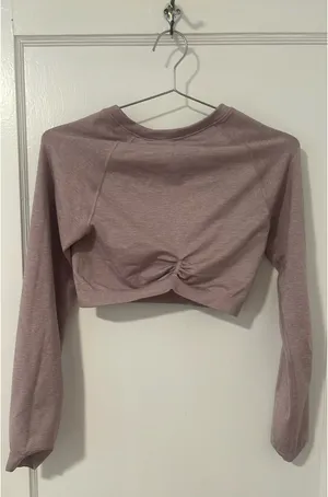 Gymshark Top Crop Long Sleeve thumbnail 2