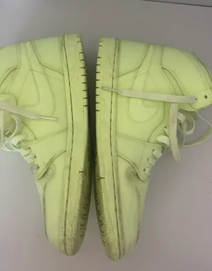 Size 9 thumbnail 3