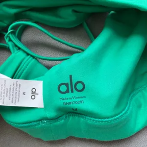 Alo Yoga Splendor Bra Spruce Green/White M thumbnail 3