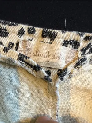 ALTAR'D STATE Leopard Print High-Waist Shorts Cream/Black Small Indie 70s Baddie thumbnail 7