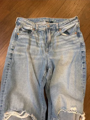 American Eagle Strigid Mom Jean Distressed Denim Size 10 Long - C66-019 thumbnail 6