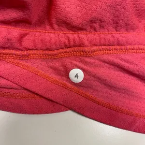 Bundle of 2 Lululemon Workout‎ Tank Tops Size 4 thumbnail 7