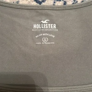 Hollister NWOT Green Seamless Square Neck Baby Tee thumbnail 2