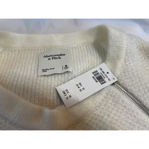 Abercrombie & Fitch Crewneck Knit Sweater | Zip Shoulder Cream NWT thumbnail 6