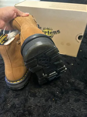DR MARTENS Zebzag Rigger WL leather fur boots booties shoes women’s 7 new thumbnail 6