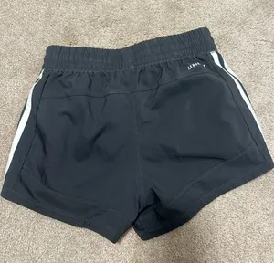 Adidas Shorts thumbnail 3
