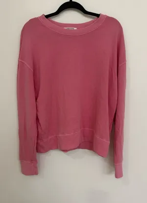 Perfectwhitetee Women's Pink Pullover Crewneck Sweater Size Medium thumbnail 1
