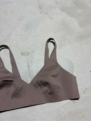Lululemon Women’s Wireless Seamless Bra  Brown 34A thumbnail 3