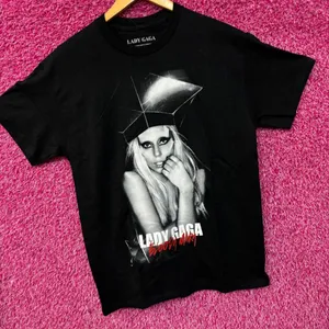 Lady Gaga Bloody Mary pop star Tshirt size medium thumbnail 3