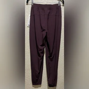 Lululemon NWT Adapted State Perforated High Rise Joggers Goodnight Plum Size 4 thumbnail 8