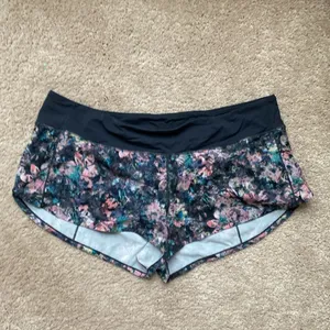Lululemon Women Run Speed Up Short 2.5" Inseam Dappled Daze‎ Obsidian Size 14 thumbnail 6