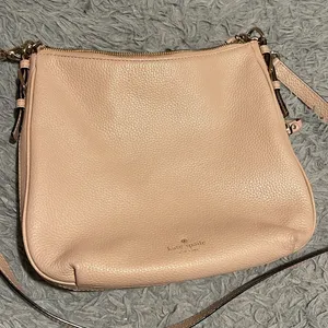 Great Condition,  crossbody purse thumbnail 3