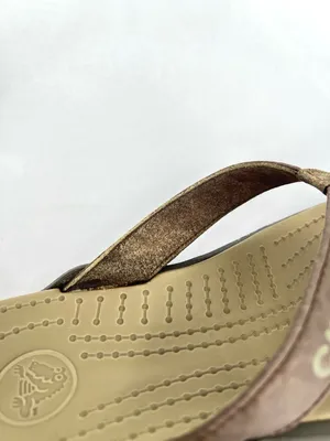 Crocs Capri Canvas Flip Flop Sandals Brown Khaki Size 7 thumbnail 7